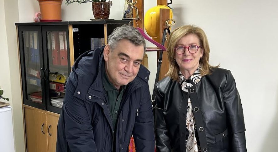 Ο Νικόλαος Μπάδας ανέλαβε ως νέος Οφθαλμίατρος στη Νοσοκομειακή Μονάδα Ι.Π. Μεσολογγίου, όπως έκανε γνωστό τη Δευτέρα (20/10) η κα. Φιλιπποπούλου.