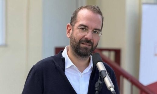 Ο Νεκτάριος Φαρμάκης σε ό,τι αφορά την Ευλογιά Αιγοπροβάτων ζητά από το ΥΠ.Α.Α.Τ. έναν μηχανισμό άμεσης προκαταβολής αποζημιώσεων προς τους Κτηνοτρόφους.