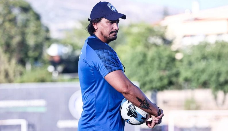 Για την 8η Αγωνιστική της SL1 ο Σεμπάστιαν Λέτο ήταν ικανοποιημένος από το γεγονός πως αν και έπαιξε με παίκτη λιγότερο η ομάδα του άντεξε κόντρα στον Παναιτωλικό.