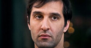 Οι «Σέρρες» 28η Οκτωβρίου 22:30 στον ΑΝΤ1! Ο Άγγελος φεύγει, ο Οδυσσέας μένει - Το συγκινητικό φινάλε του 2ου κύκλου της σειράς.