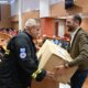 Ο Αγρινιώτης Περιφερειάρχης Νεκτάριος Φαρμάκης με μεγάλη ικανοποίηση αναφέρθηκε στην προσφορά 130 στολών πυρόσβεσης στις εθελοντικές οργανώσεις της Δυτικής Ελλάδας.