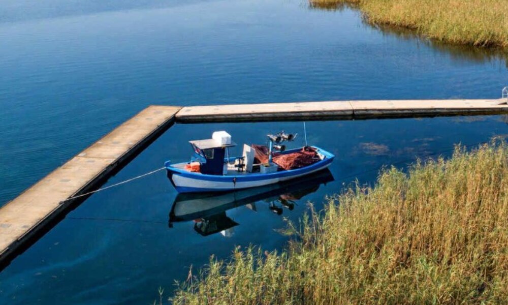 Ο Αντιπεριφερειάρχης Αιτωλοακαρνανίας, Θανάσης Μαυρομμάτης, αναφέρθηκε στη Λίμνη Τριχωνίδα με δράσεις όπως Καγιάκ, SUP και ποδοκίνητα ποδήλατα.