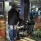 Ένα νέο τροχαίο σημειώθηκε στο Αγρίνιο το βράδυ της 17ης Οκτωβρίου όπου ταξί συγκρούστηκε με μηχανή στην Παπαστράτου, χωρίς τραυματισμό παρά μόνο υλικές ζημιές.