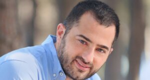 Ο Φάνης Σπανός, Περιφερειάρχης Στερεάς Ελλάδας, προχώρησε σε ανάρτηση με αφορμή τη συμμετοχή του στην Εξόδιο του αδικοχαμένου εικοσάχρονου Μάριου.