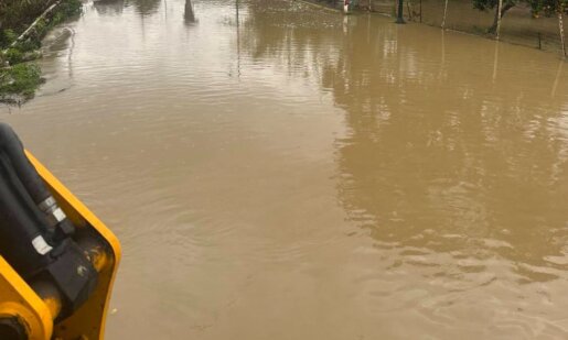 Ο Δήμος Αγρινίου εξέδωσε ανακοίνωση το πρωί της Δευτέρας, 10 Νοεμβρίου 2025 σχετικά με την αντιμετώπιση συνεπειών από τις έντονες βροχοπτώσεις.