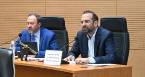 Ο Νεκτάριος Φαρμάκης αναφέρθηκε την 6η Νοεμβρίου στην ομόφωνη αντίθεση του Περιφερειακού Συμβουλίου στην απόφαση για το κλείσιμο των υποκαταστημάτων ΕΛ.ΤΑ.