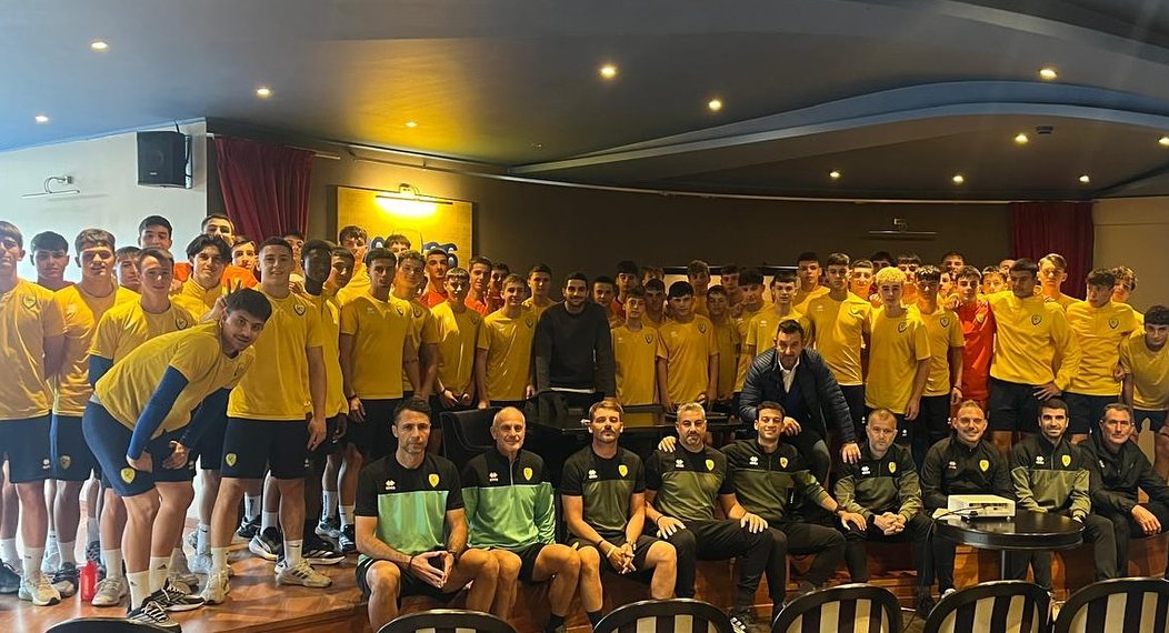 Ο Παναιτωλικός με αφορμή τη διακοπή της SL1 είχε μια ιδιαίτερα ουσιαστική παρουσίαση με θέμα τη διαχείριση του άγχους στον Αθλητισμό.