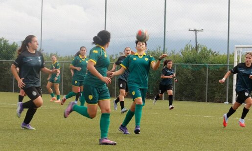 Στη φετινή Β' Εθνική Γυναικών ο Παναιτωλικός δε σκοπεύει να αφήσει τη σεζόν να πάει χαμένη κάνοντας το 4 στα 4 με 2-0 κόντρα στη Ζάκυνθο.