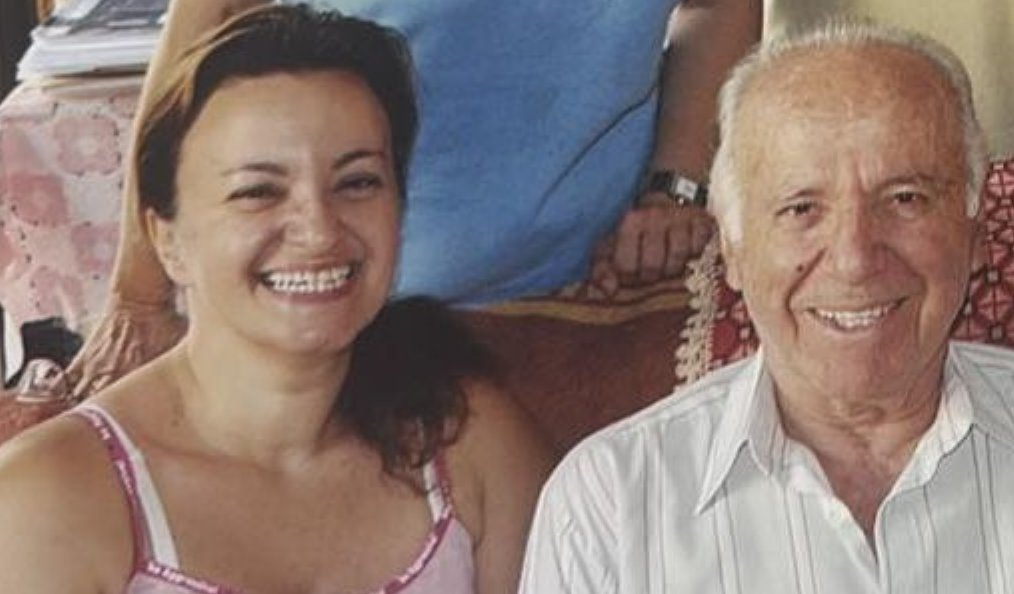 Ο Ιωάννης Ανδρίκουλας του Φωτίου άφησε την τελευταία του πνοή σε ηλικία 86 ετών και η Αμφιλοχία πενθεί, συγκινεί η ανάρτηση της κόρης του για την απώλειά του.