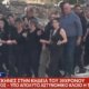 Στα Βορίζια Ηρακλείου στην κηδεία του 39χρονου τη Δευτέρα, 3 Νοεμβρίου 2025 η σύζυγος, οι αδελφές και η μάνα του ήταν υποβασταζόμενες.