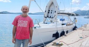 Τραγωδία στα Παλιάμπελα του Δήμου Ακτίου-Βόνιτσας - Δεν τα κατάφερε ο Χρήστος Μήτσουρας, ο εκλιπών είχε προ ημερών εργατικό ατύχημα, αφήνει πίσω του 3 παιδιά.