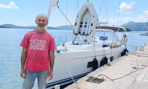 Τραγωδία στα Παλιάμπελα του Δήμου Ακτίου-Βόνιτσας - Δεν τα κατάφερε ο Χρήστος Μήτσουρας, ο εκλιπών είχε προ ημερών εργατικό ατύχημα, αφήνει πίσω του 3 παιδιά.