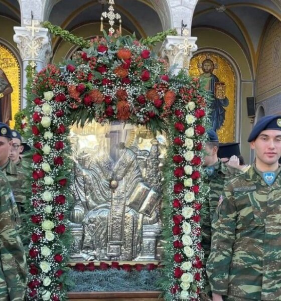 Στο Μεσολόγγι ο Εμποροβιομηχανικός Σύλλογος εξέδωσε ανακοίνωση μέσω της οποίας γίνεται γνωστό πως του Αγίου Σπυρίδωνα είναι τοπική αργία και τα καταστήματα θα παραμείνουν κλειστά.