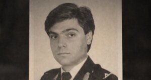 Ο Αιτωλοακαρνάνας Ανθυπαστυνόμος Αναστάσιος Μηζύθρας σαν σήμερα το 1998, Παραμονή Χριστουγέννων έχασε τη ζωή του από τρομοκρατική ενέργεια και η ΕΛ.ΑΣ. δεν τον ξεχνά!