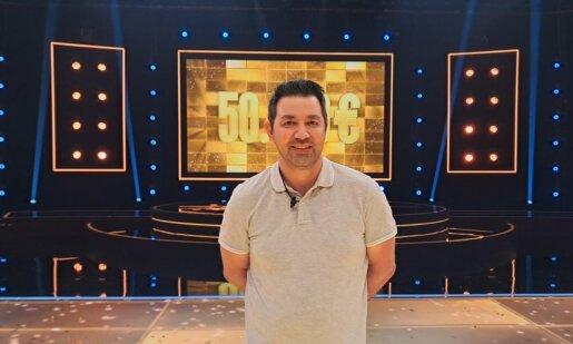 Στον ΣΚΑΪ το «The Floor» έγραψε τη δική του ιστορία και το βράδυ της Πέμπτης, 18 Δεκεμβρίου 2025 ο Πατρινός Ανδρέας Τσεμπερλίδης κέρδισε πάνω από 50 χιλιάδες ευρώ!