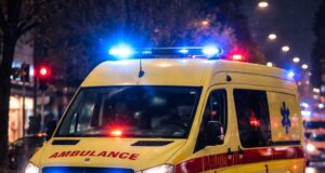 Ανήμερα των Χριστουγέννων σημειώθηκε τροχαίο στην παλαιά Πατρών-Πύργου και αυτό είχε ως αποτέλεσμα ένας 16χρονος να χάσει τη ζωή του και ένας 17χρονος να τραυματιστεί ελαφρά.