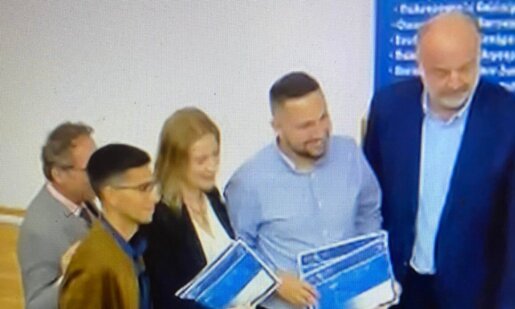 Η Ελληνική Οργάνωση Παραγωγών Υδατοκαλλιέργειας (ΕΛ.Ο.Π.Υ.) με ανακοίνωσή που εξέδωσε αναφέρει πως στηρίζει την αριστεία των νέων επιστημόνων και επενδύει στο μέλλον της Ελληνικής Υδατοκαλλιέργειας.