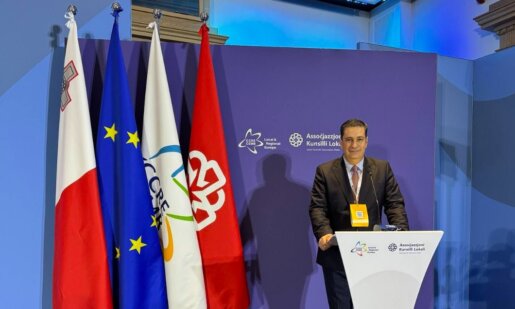 Ο Γιώργος Παπαναστασίου όπως γνωστοποίησε με ανάρτησή του στην επίσημη σελίδα που διαθέτει στο Facebook ήταν στη Μάλτα για τη Σύνοδο Κορυφής Ηγετών του Συμβουλίου Ευρωπαϊκών Δήμων και Περιφερειών.