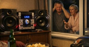 Από την ΕΛ.ΑΣ. έγινε γνωστό πως την Παραμονή Χριστουγέννων ένας άνδρας επιτέθηκε σε Αστυνομικούς της Ομάδας ΔΙ.ΑΣ. μετά τη σύλληψη συγγενή του για διατάραξη της κοινής ησυχίας.