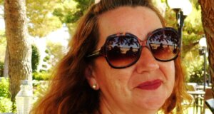 Η Σταυρούλα Δημητρακοπούλου άφησε την τελευταία της πνοή σε ηλικία 61 ετών και στο Μεσολόγγι πενθούν - Συγκλονίζουν τα λόγια του συζύγου της, Μιχάλη Κιτσινέλη.