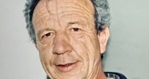 Ο Γεώργιος Παληγεώργος, Πολιτευτής Αιτωλοακαρνανίας, σε ανάρτησή του αναφέρθηκε στην απώλεια του Νώντα Τσούμα λέγοντας πως ήταν «αθόρυβος αλλά δημιουργικός κι έφυγε απ' τη ζωή πολύ νωρίς».