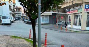 Άλλο ένα τροχαίο σημειώθηκε νωρίς το μεσημέρι της 15ης Δεκεμβρίου στο Αγρίνιο που είχε ως αποτέλεσμα ένα ντελιβεράς να μεταφερθεί στο Νοσοκομείο μετά από σύγκρουση με Ι.Χ.