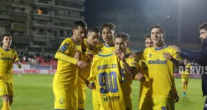 Ο Παναιτωλικός ολοκλήρωσε την 13η Αγωνιστική και τον πρώτο γύρο της SL1 κερδίζοντας για πρώτη φορά τον Πανσερραϊκό εκτός έδρας και είναι στο -1 από τα Playoffs!