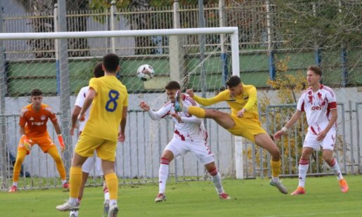 Για τα Πρωταθλήματα της Super League ο Παναιτωλικός μετρά άλλα τρία χαμένα ματς, αφού Κ15, Κ17 και Κ19 ηττήθηκαν από τις αντίστοιχες ομάδες του Ολυμπιακού.