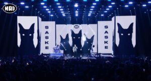 Πλησιάζουν τα Χριστούγεννα του 2025 και όλοι μετρούν αντίστροφα καθώς στις 23 Δεκεμβρίου ο Αγρινιώτης Saske τραγουδά live στην Πλατεία Δημοκρατίας, μία ανατρεπτική επιλογή.