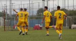 Για τη Super League Κ19 ο Παναιτωλικός έμεινε προ ημερών στο 1-1 με τον Πανσερραϊκό έχοντας πολλά παράπονα από τη διαιτησία - Το «ευχαριστώ» στον Ορθοπεδικό και τη Γηπεδούχο ομάδα.