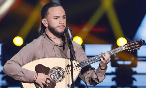 Ο Αγρινιώτης φιναλίστ του «The Voice of Greece» Θοδωρής Κουτσουπιάς μέσω ανάρτησης θέλησε να ευχαριστήσει τον Θεό, την Έλενα Παπαρίζου καθώς και όσους τον στήριξαν.