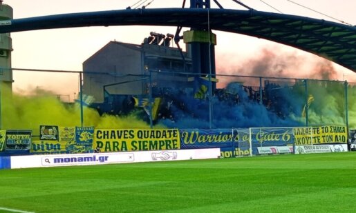 Η Θύρα 6 ετοίμασε ένα ξεχωριστό πανό ανήμερα του αγώνα με την Α.Ε.Κ. για τη SL1 που αφορούσε στην παραμονή του Τσάβες, ενώ υπήρχε και δεύτερο για την αλλαγή σήματος.