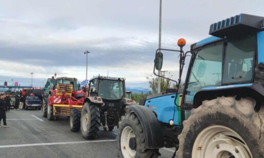 Την 8η Δεκεμβρίου στο Δημοτικό Συμβούλιο Αγρινίου ομόφωνα οι Παρατάξεις ψήφισαν υπέρ της στήριξης του αγώνα των Αγροτών.