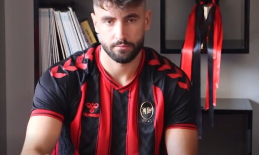 Ο Δημήτρης Χαντάκιας του Σπυρίδωνος έφυγε από τη ζωή σε ηλικία 82 ετών, ο εκλιπών ήταν παππούς του Ποδοσφαιριστή και στην Κατούνα πενθούν στο άκουσμα της θλιβερής είδησης.