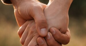 Στο Αιτωλικό ο Πολιτιστικός και Μορφωτικός Σύλλογος απευθύνει επείγουσα έκκληση για βοήθεια στον Θανάση Νταλιάνη που πρέπει να υποβληθεί σε μία κρίσιμη χειρουργική επέμβαση.