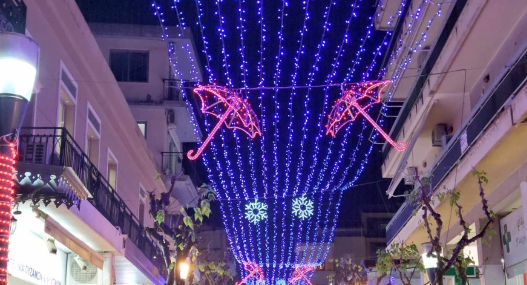 Ο Σύλλογος Εμπόρων και Επιχειρηματιών Δήμου Αγρινίου υπενθυμίζει στα Μέλη του αλλά και τους καταναλωτές πως τα καταστήματα την Κυριακή, 14 Δεκεμβρίου θα παραμείνουν ανοιχτά, 11:00 με 15:00.