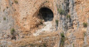 Στην περιοχή Άγιος Νικόλας Κρεμαστός Αιτωλοακαρνανίας οι Πυροσβέστες της Υπηρεσίας Ι.Π. Μεσολογγίου έδωσαν αίσιο τέλος στην περίπτωση δύο αγνοούμενων 54 και 44 ετών.