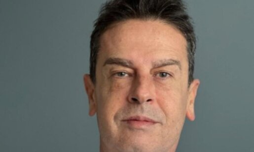 Ο Ογκολόγος Δημήτρης Σιατής «έφυγε» νικημένος από καρκίνο, την ασθένεια στην οποία αφιέρωσε την επιστημονική και επαγγελματική του πορεία.