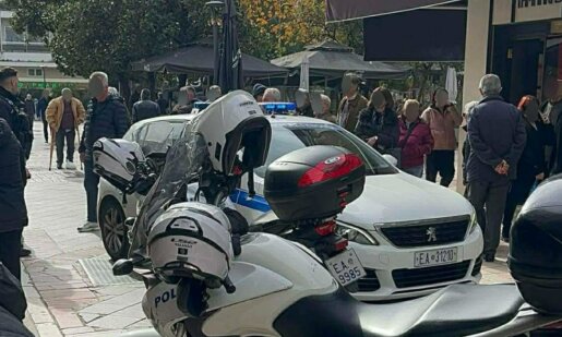 Στο Αγρίνιο γύρω στις 12:45 το μεσημέρι της 28ης Ιανουαρίου σημειώθηκε κλοπή κοσμήματος αξίας από γυναίκες Ρομά στο κέντρο της πόλης, το γύρισαν πίσω διαλυμένο είπε ο ιδιοκτήτης.