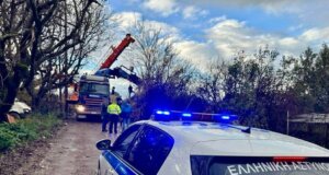 Στη Μεγάλη Χώρα Αγρινίου λίγο μετά τις 15:00 της 10ης Ιανουαρίου υπήρξε κινητοποίηση της Τροχαίας για φορτηγό που έπεσε σε μεγάλο αύλακα.