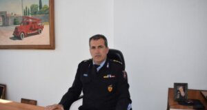Από το Πυροσβεστικό Σώμα το πρωί της Κυριακής, 11 Ιανουαρίου 2026 θα γίνει και επίσημα γνωστό πως αποστρατεύεται ο Αγρινιώτης Χριστόφορος Μπόκας λόγω 35ετίας.