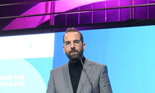 Ο Περιφερειάρχης Δυτικής Ελλάδας, Νεκτάριος Φαρμάκης, σε ανάρτησή του αναφέρεται στην απώλεια της Ουρανίας Λανάρα που «αφήνει ένα δυσαναπλήρωτο κενό».