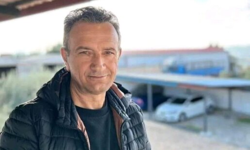 Ο Παναγιώτης Παπαευθυμίου του Παντελή άφησε την τελευταία του πνοή και στη Λεπενού Αγρινίου η απώλεια του 57χρονου πατέρα έχει προκαλέσει απέραντη θλίψη.