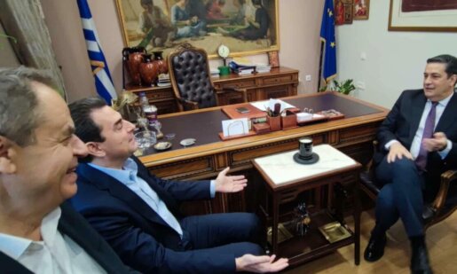 Στο Δημαρχείο Αγρινίου ο Γιώργος Παπαναστασίου τόνισε στον Κώστα Σκρέκα πως η ευρύτερη περιοχή είναι ξεχασμένη από τα μεγάλα έργα υποδομής.