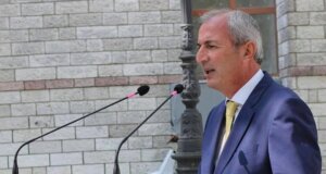 Ο Δήμαρχος Θέρμου, Σπύρος Κωνσταντάρας, εξέδωσε συλλυπητήρια ανάρτηση με αφορμή την απώλεια της Ουρανίας Λανάρας το Σάββατο, 3 Ιανουαρίου 2026 σε ηλικία 95 ετών.