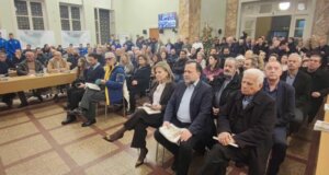 Στο Αγρίνιο την 7η Ιανουαρίου ο Βασίλης Σταρακάς παρουσίας παρουσία πλήθους κόσμου το νέο του βιβλίο που φέρει τον τίτλο «Η φανέλα με το νούμερο 5».