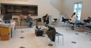 Στο Παπαστράτειο Μέγαρο Αγρινίου πραγματοποιείται από νωρίς το απόγευμα έως 20:30 έκτακτη εθελοντική αιμοδοσία για τις αυξημένες ανάγκες.