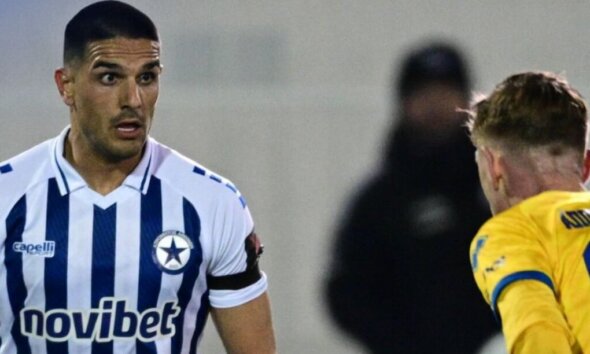 Τέλος 1ου Ημιχρόνου στην 23η Αγωνιστική της Stoiximan SL1 - Ο Παναιτωλικός αν και ξεκίνησε καλά δέχθηκε γκολ λίγο πριν το φινάλε του πρώτου μέρους μετά από εκτέλεση φάουλ.