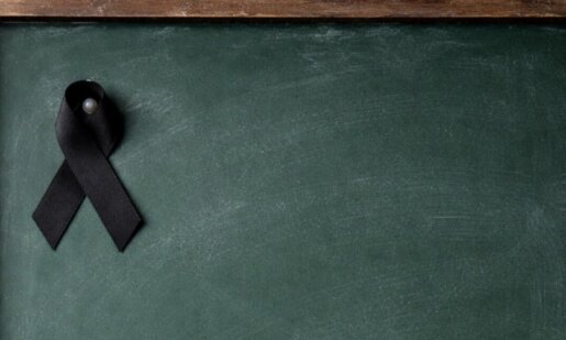 Ο Γεώργιος Καπούλας του Δημήτριου άφησε την τελευταία του πνοή σε ηλικία 58 ετών και στο Αγρίνιο επικρατεί απέραντη θλίψη για την απώλεια του Εκπαιδευτικού.