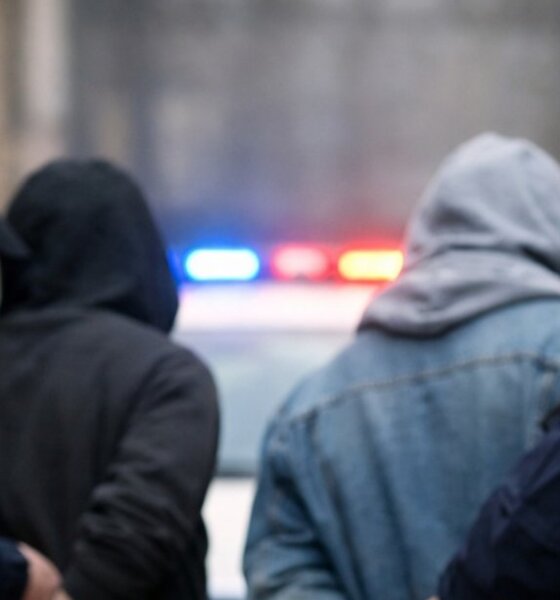 Η Ναύπακτος στο επίκεντρο των εξελίξεων κι αυτό γιατί φέρεται να έχουν σημειωθεί κι άλλες συλλήψεις για εμπόριο ναρκωτικών ουσιών (χασίς και κοκαΐνη).